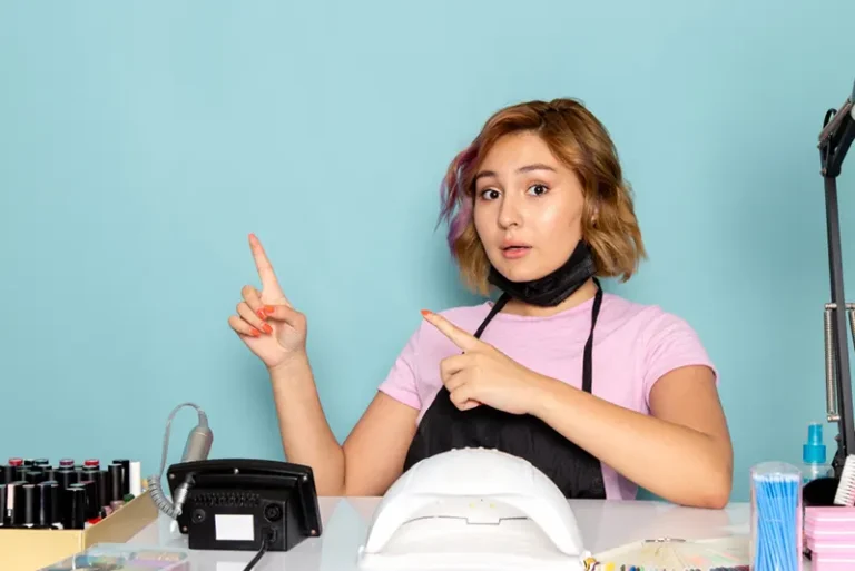 5 Nail Salon Mistakes in 2025 and how to avoid them