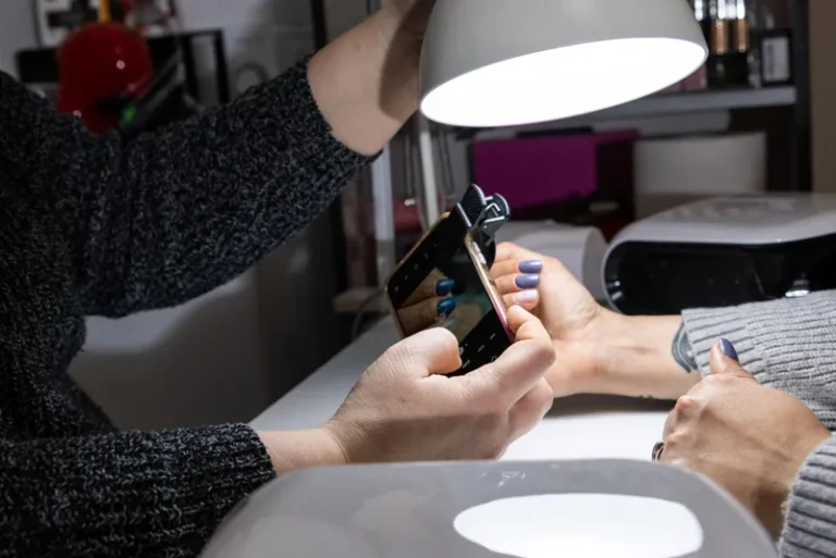 Nail Your Next Service: How Social Media Polls Can Grow Your Salon