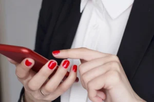 The Power of the Pixel: Demystifying Facebook & Instagram Ads for Nail Salon Growth